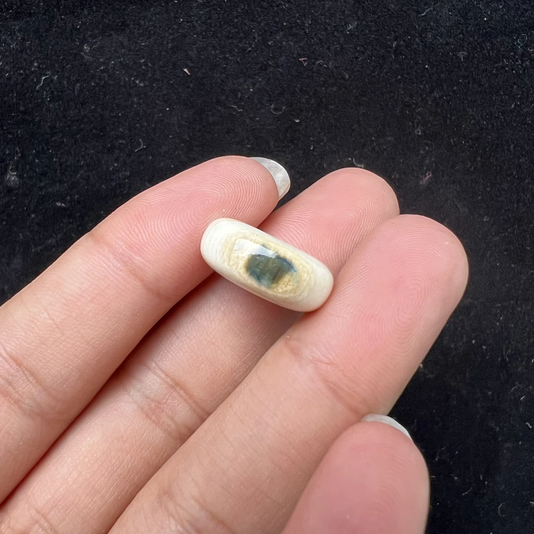 P6566天然猛犸牙 蓝眼睛跑环圈圈 内径7mm 支持复检假一罚四