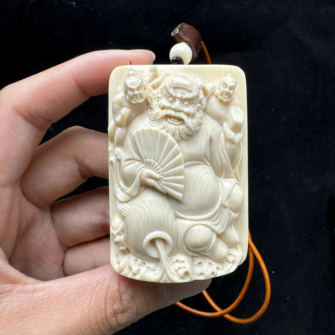 K3330 天然猛犸牙雕刻 钟馗39*57*20mm 支持鉴定 假一罚四