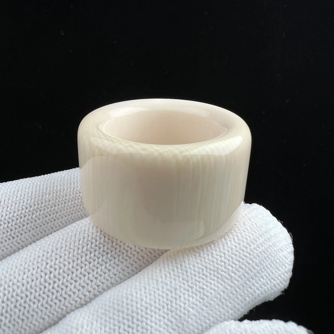 J4601天然猛犸牙 扳指 22.6*20.9mm支持鉴定 假一罚四