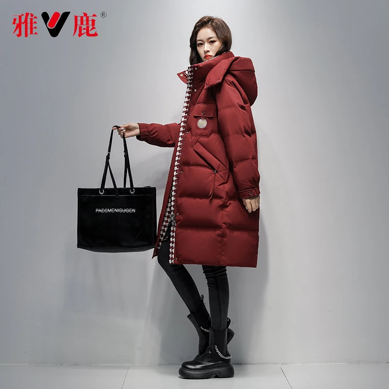 冬季新款羽绒服女长款过膝大码宽松加厚保暖外套女