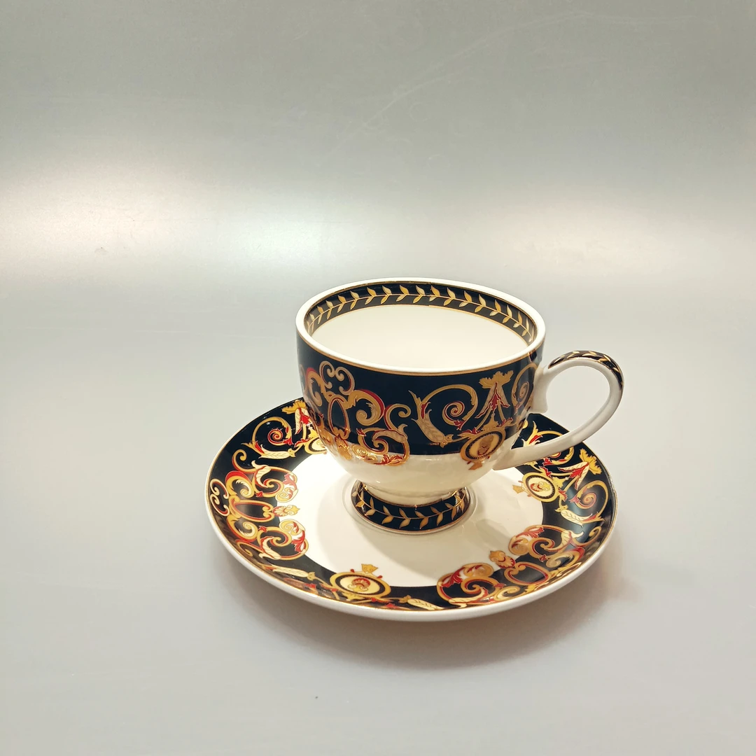 kara kirgak 陶瓷咖啡杯 （6个杯子 6个小蝶 ） 6个一套