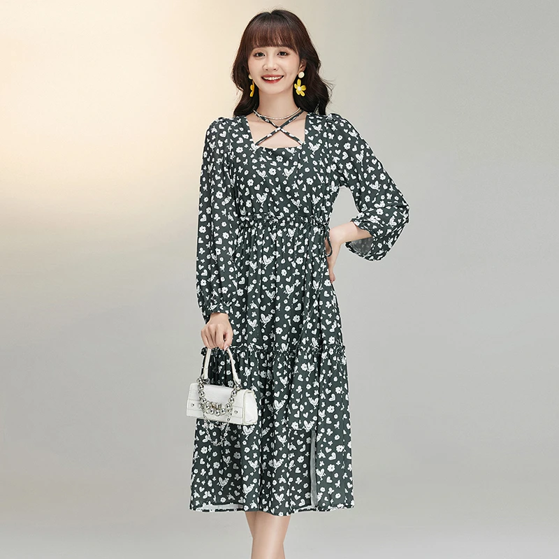 43AK0A0013露肩碎花裙子淑女范气质连衣裙女