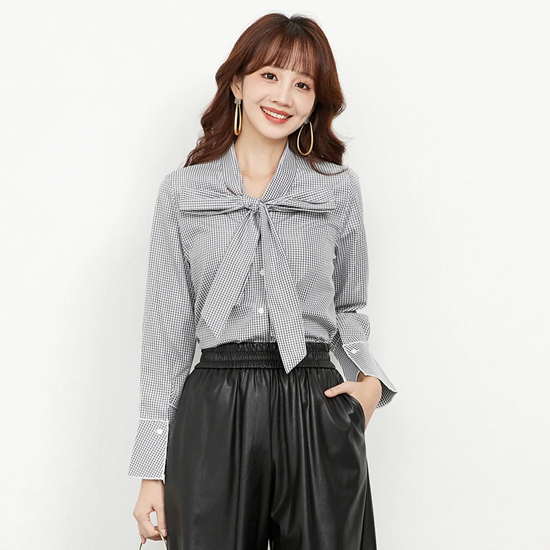 IA0D0004黑白拼色长袖上衣宽松舒适衬衫女43IA0D0004