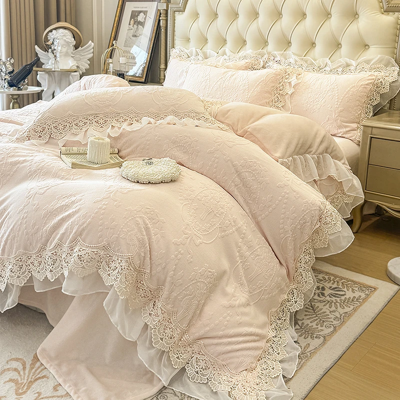 2025新款法式高端轻奢公主风雕花绒牛奶绒床上用品四件套加厚冬季