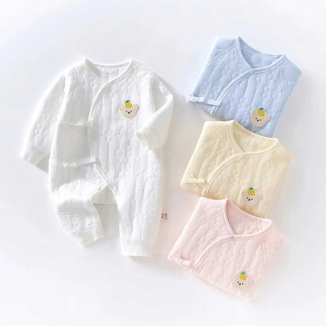 新生儿衣服秋冬保暖夹棉连体衣A类无骨宝宝睡衣空气棉爬服哈衣