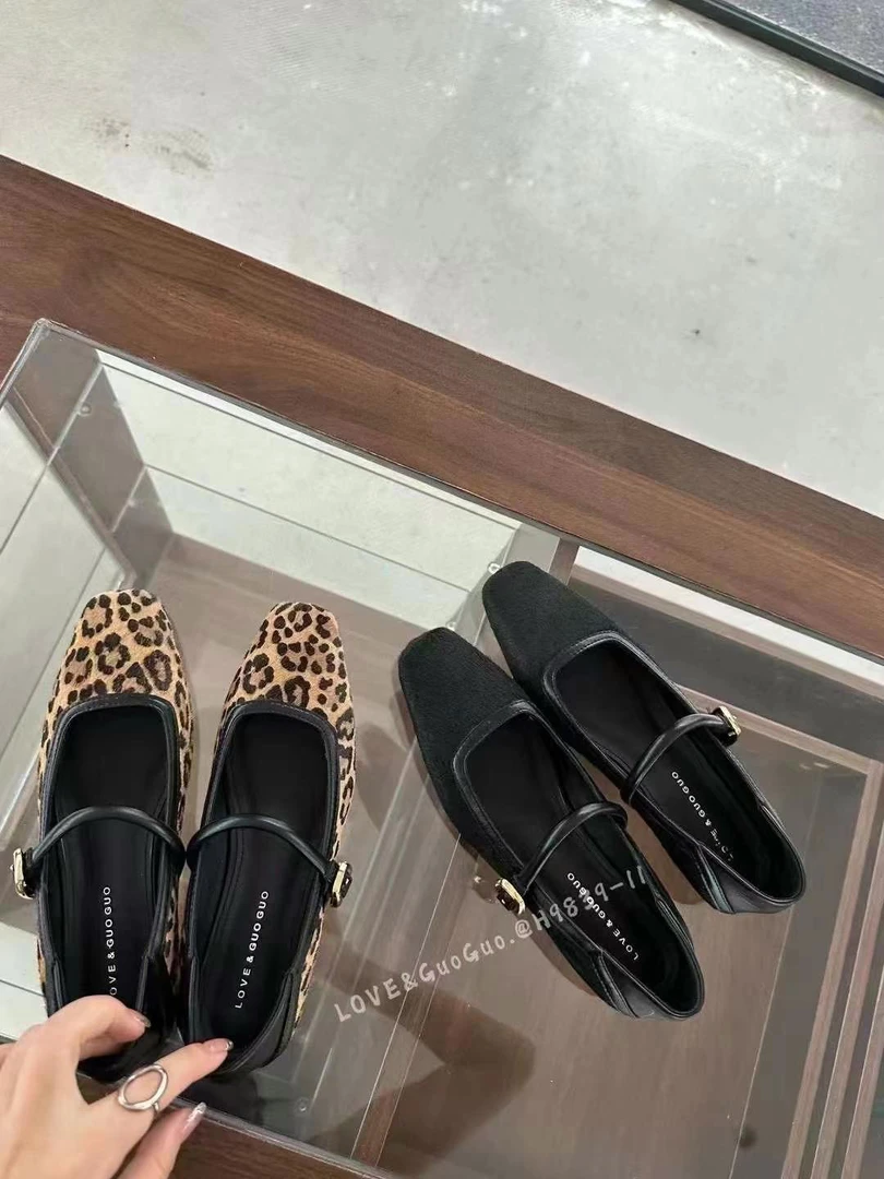 Loveguoguo欧洲站2024秋季新款真皮马毛一字带豹纹方头浅口单鞋女