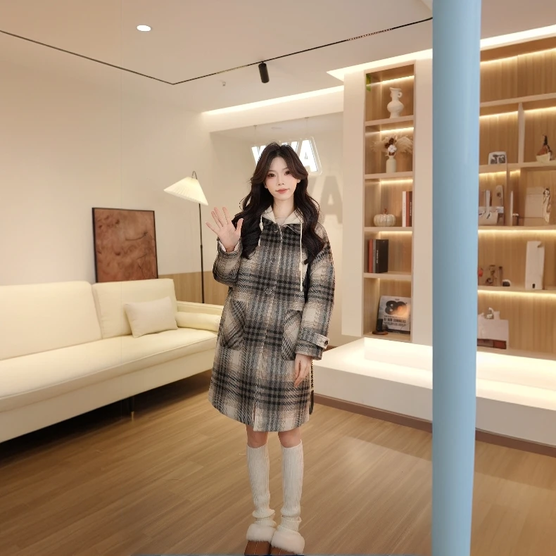 YAYA/鸭鸭鸭鸭大衣羽绒服女中长款2024冬季新款休闲连帽加厚外套