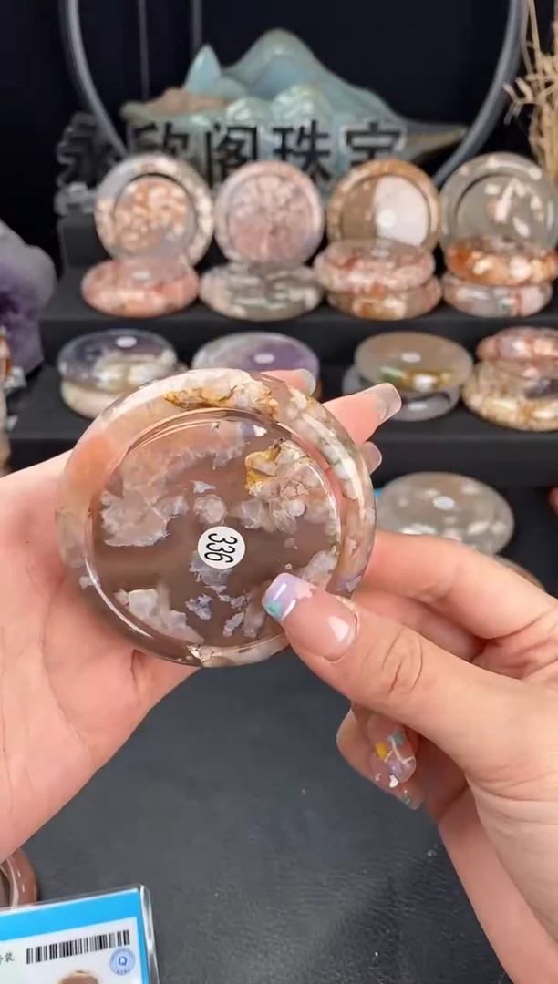 【闪购商品】玛瑙/玉髓手镯（圆镯）未镶嵌55.9