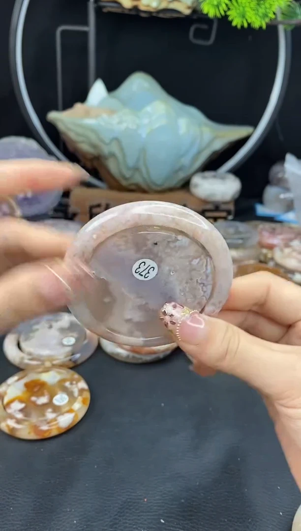 【闪购商品】石英质玉手镯（圆镯）未镶嵌56
