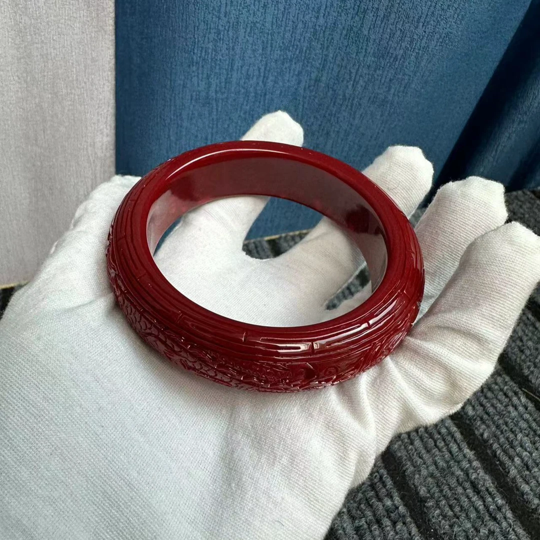 啊卡  红姑娘三小姐龙凤雕刻手镯精美A976