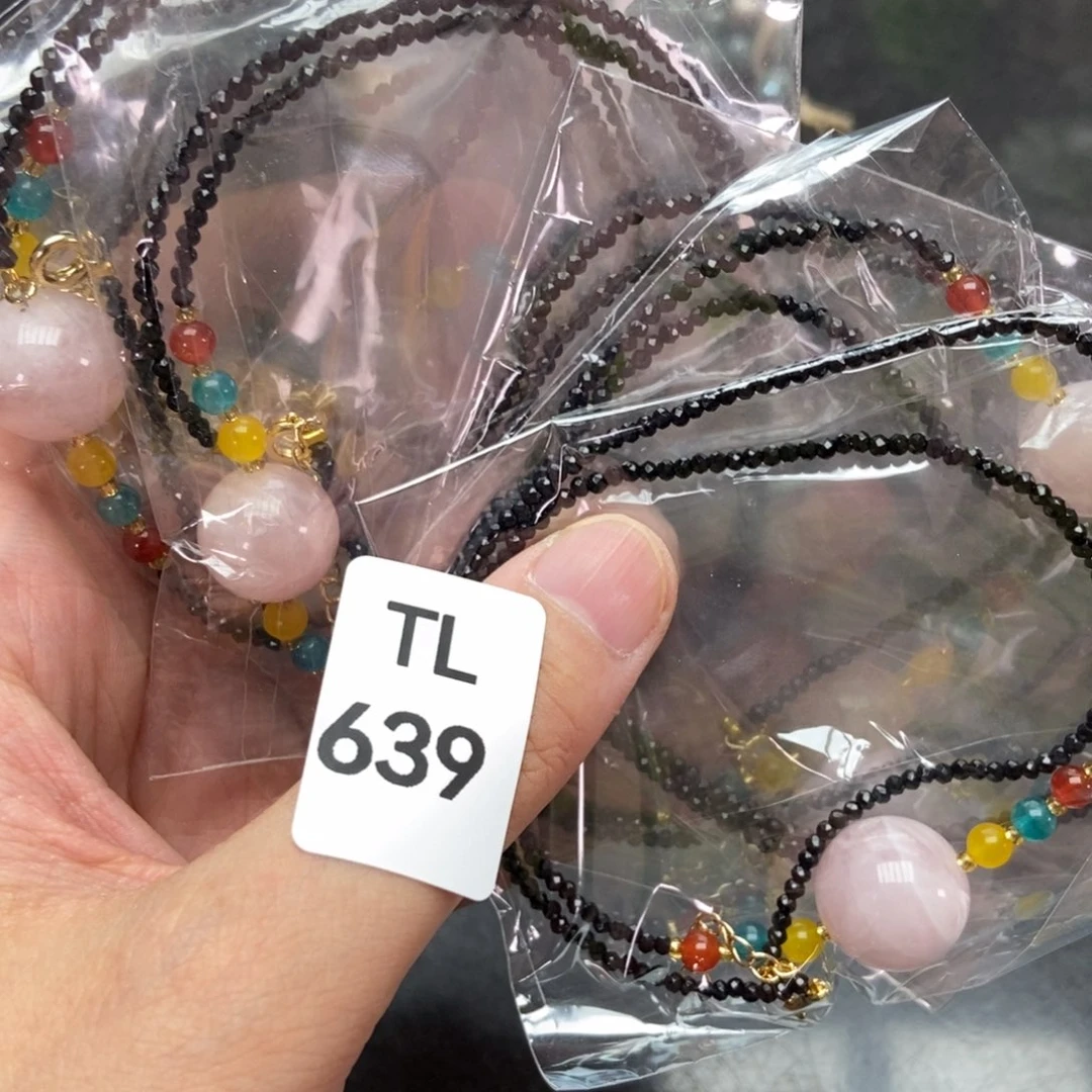 水晶多样性发一只未镶嵌