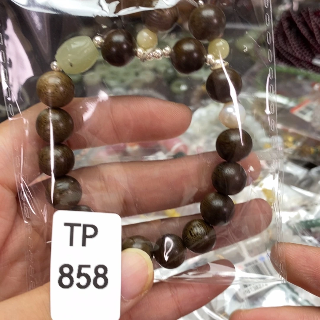水晶多样性发一只未镶嵌