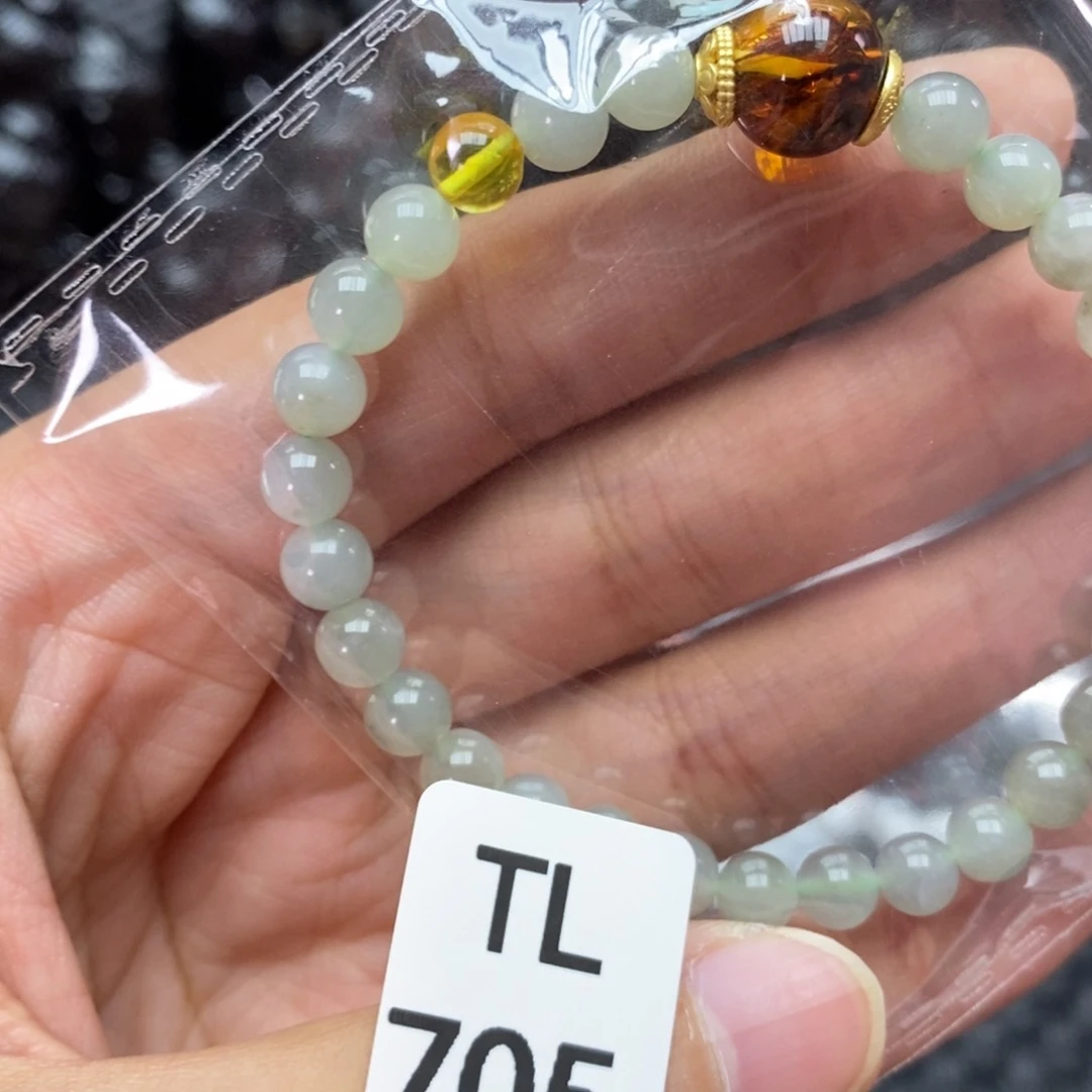 水晶多样性发一只未镶嵌