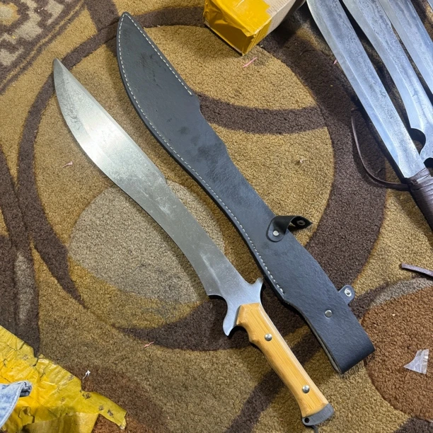 一体短刀龙泉刀唐横刀锦衣卫刀绣春刀户外刀冷兵器刀防身刀未开刃