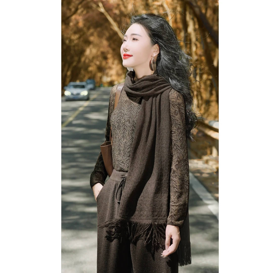 娜三月［植物染］简约提花羊毛混纺百搭高极圆领上衣H24680