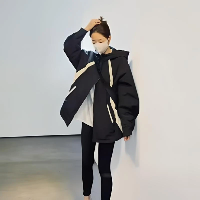 【影姐宠粉】冬季拼色连帽冲锋衣外套女爆款宽松百搭防风上Y076