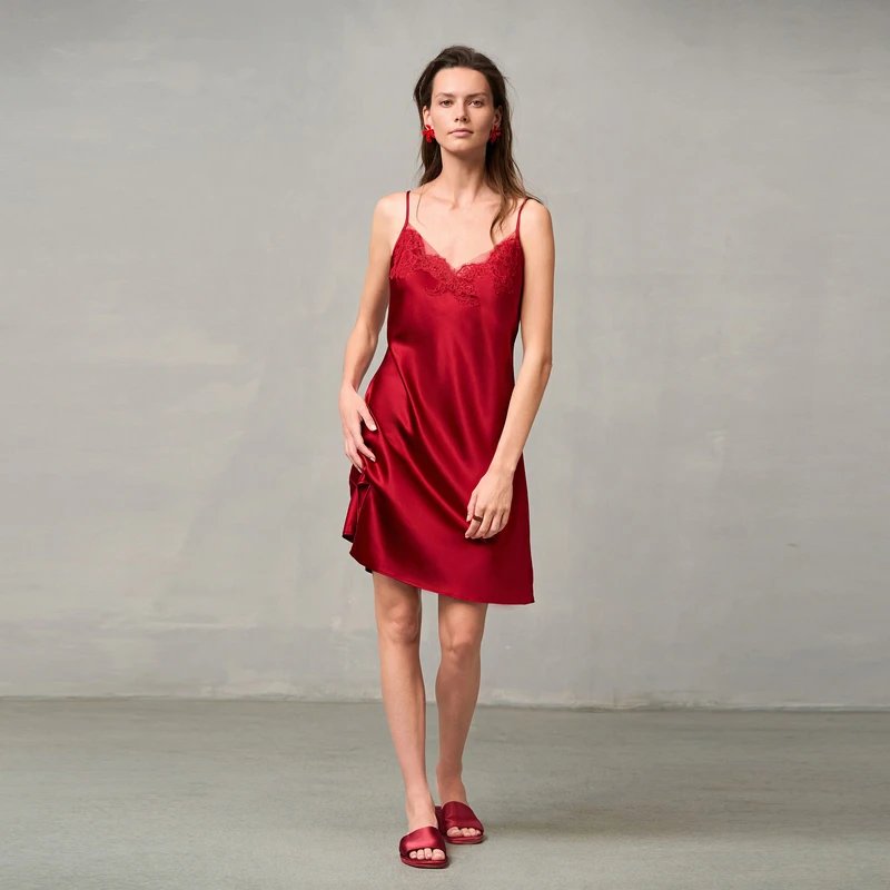 爱慕婚礼之夜睡裙桑蚕丝性感蕾丝吊带睡衣女新款红色露背AM42A051