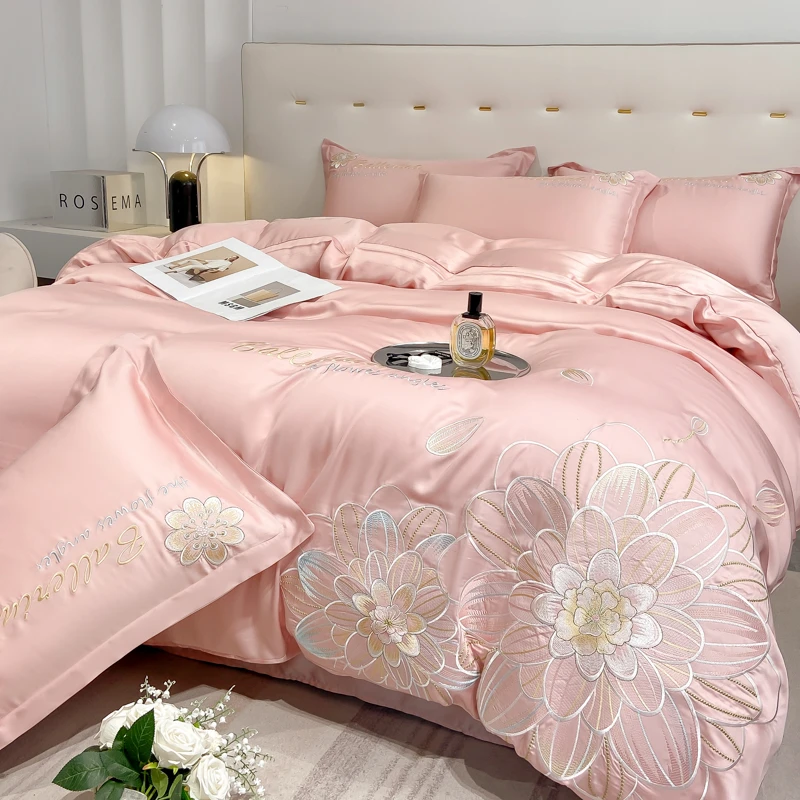轻奢风高级感国风刺绣凉感裸睡丝滑床品四件套件绣花水洗冰丝被套