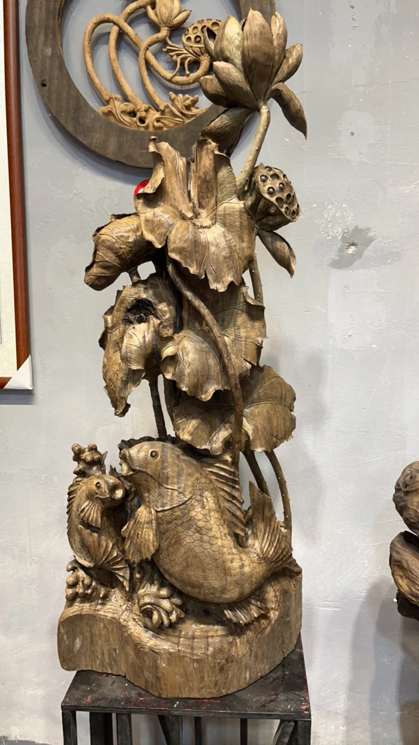 阴沉小叶桢楠荷花根雕摆件，122高