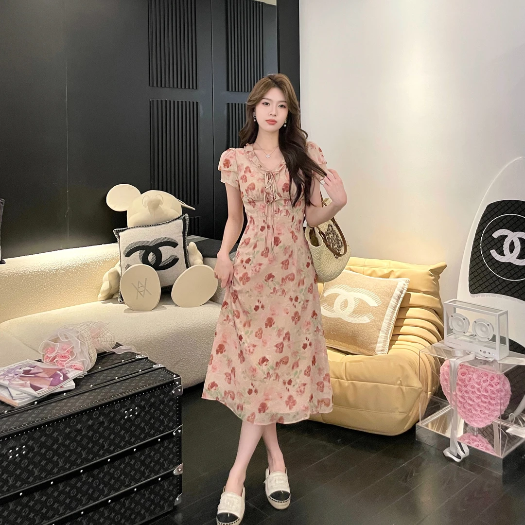 【邱肉瑶粉丝专享*清】「秘密花园」连衣裙A字收腰木耳边显瘦长裙女QC