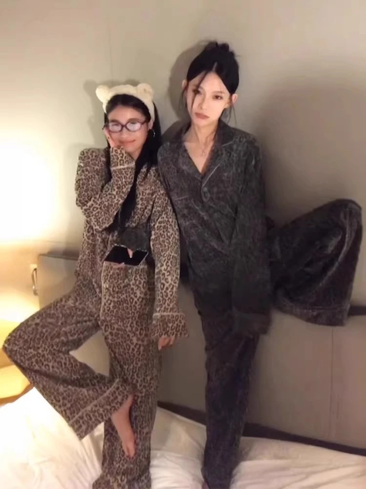 法式高级感豹纹法兰绒睡衣女冬季新款加厚加绒保暖家居服大码套装