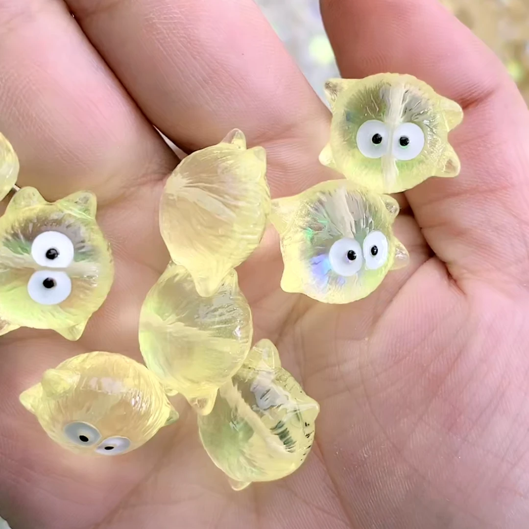 DIY饰品配饰 韩国胶定制珠 透色发光手绘“干瞪眼”小可爱 通孔散珠