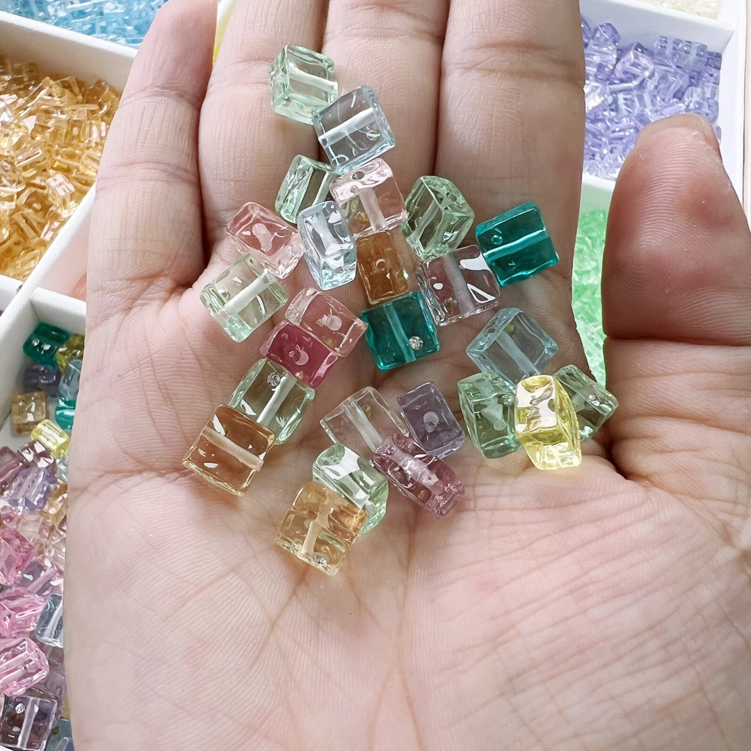 DIY饰品配饰 韩国胶树脂 透色方块点钻小隔珠 通孔散珠 手作材料