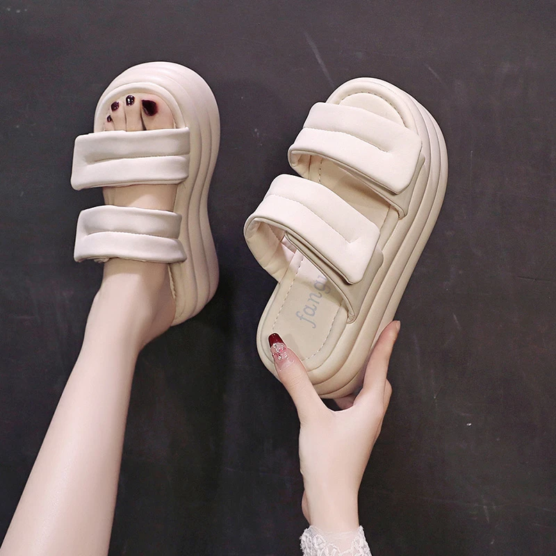 松糕厚底凉拖鞋女夏外穿2024新款魔术贴沙滩凉鞋时尚高级感一字拖