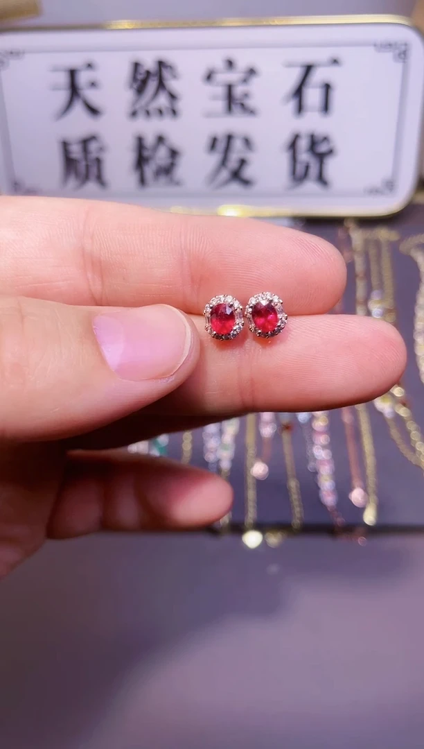 【闪购商品】红宝石耳饰银S925镶嵌1