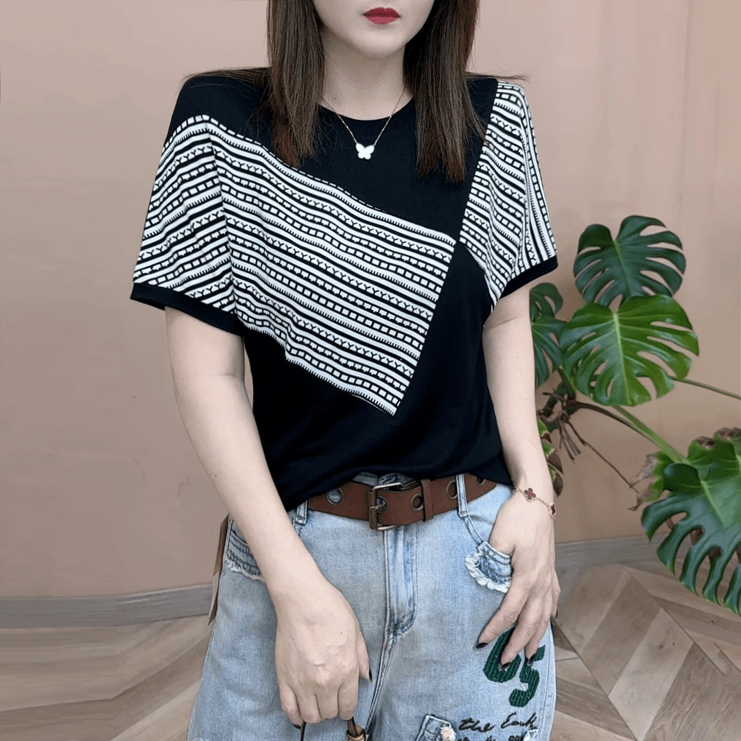 2024夏新品时尚精选打底衫百搭显瘦圆领短袖T恤设计感女洋气上衣