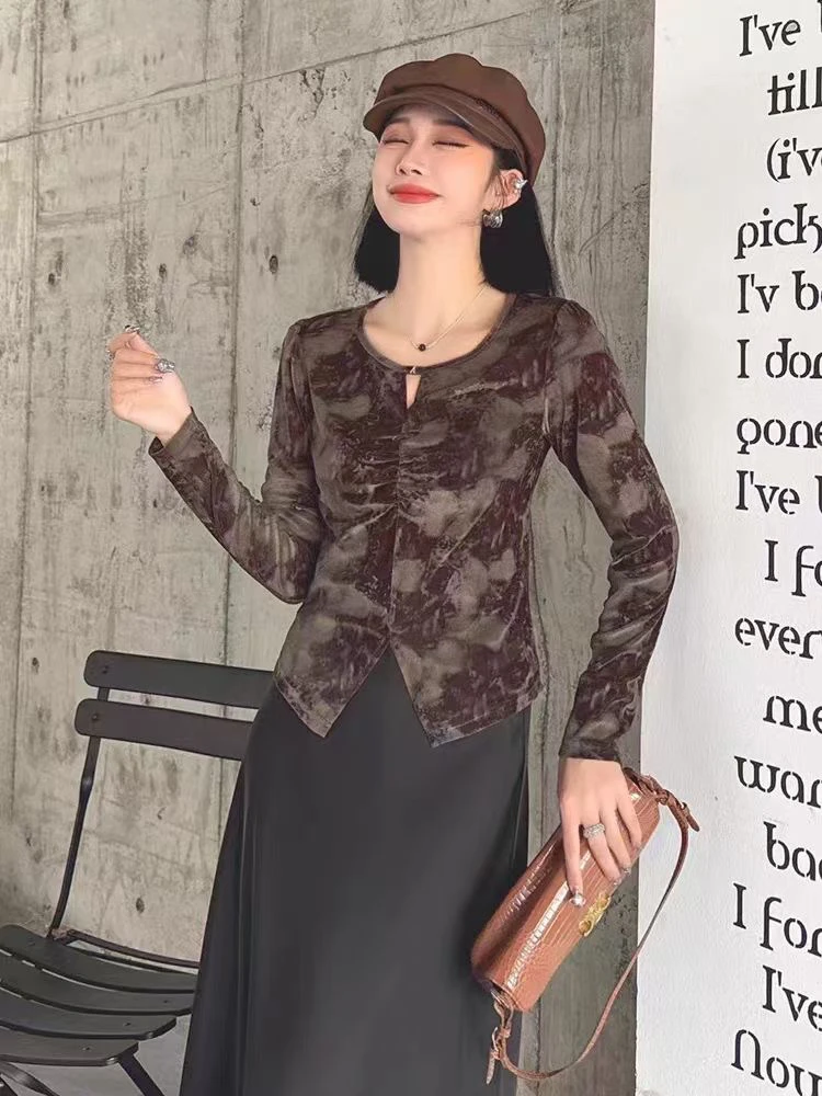 长袖t恤女秋季2024新款短款不规则上衣早秋女士修身打底小衫