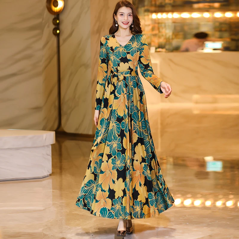 香衣丽华秋季新款V领花色大摆连衣裙修身显瘦气质简约花色长裙