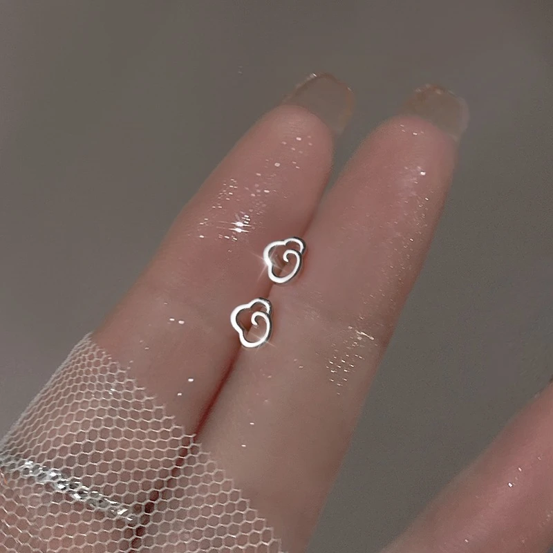 925银耳饰 925纯银云朵耳钉女养耳洞小众耳环2025爆款精致耳饰