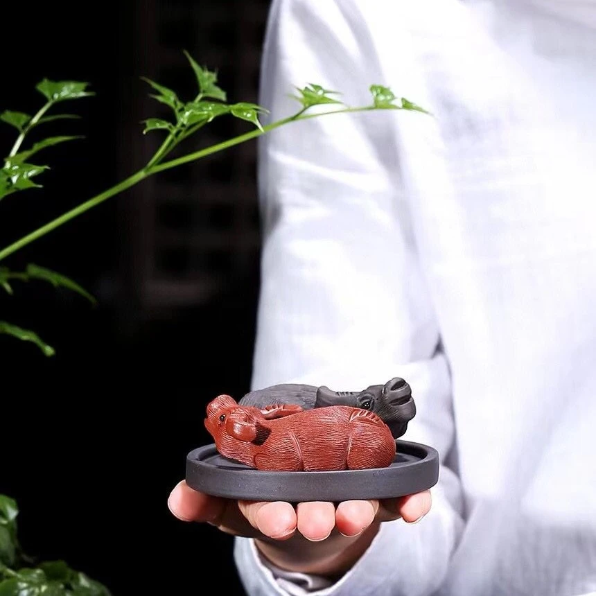 宜兴原矿紫砂茶宠摆件手工可养茶玩牛扭转乾坤功夫茶具配件
