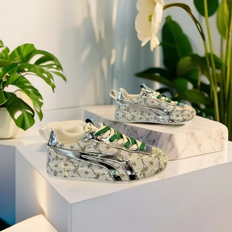 2024新款舒适百搭烫钻印花透气爆款休闲鞋