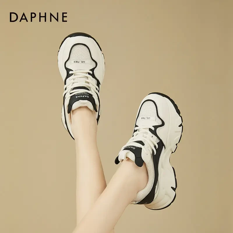 达芙妮老爹鞋女鞋2024新款春秋低帮厚底旅游鞋百搭软底运动休闲鞋