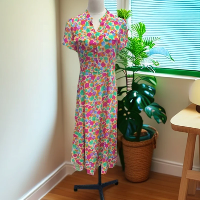 夏季新款v领彩色贝壳印花连衣裙q760