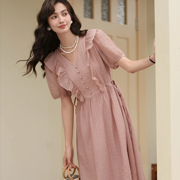 谜秀【反季大促】粉色v领荷叶边连衣裙夏女装收腰显瘦中长款裙子女