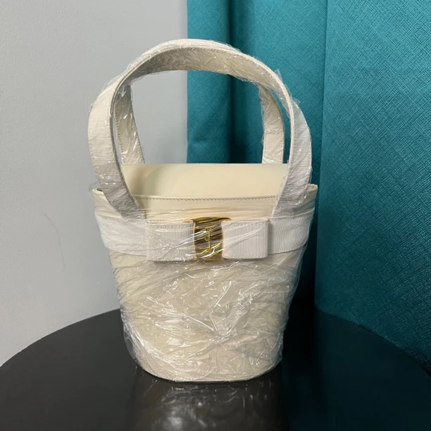 95新 FERRAGAMO/菲拉格慕 白金薯条手提包