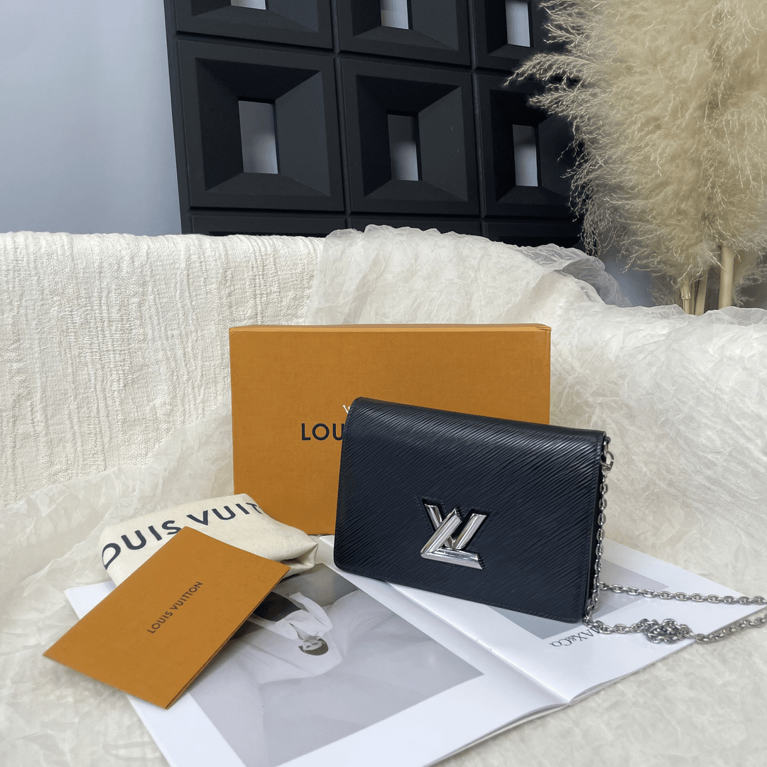 99新 LouisVuitton/路易威登 黑银twist链条斜挎包大全套
