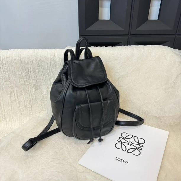 95新 LOEWE/罗意威 皮质小号双肩包