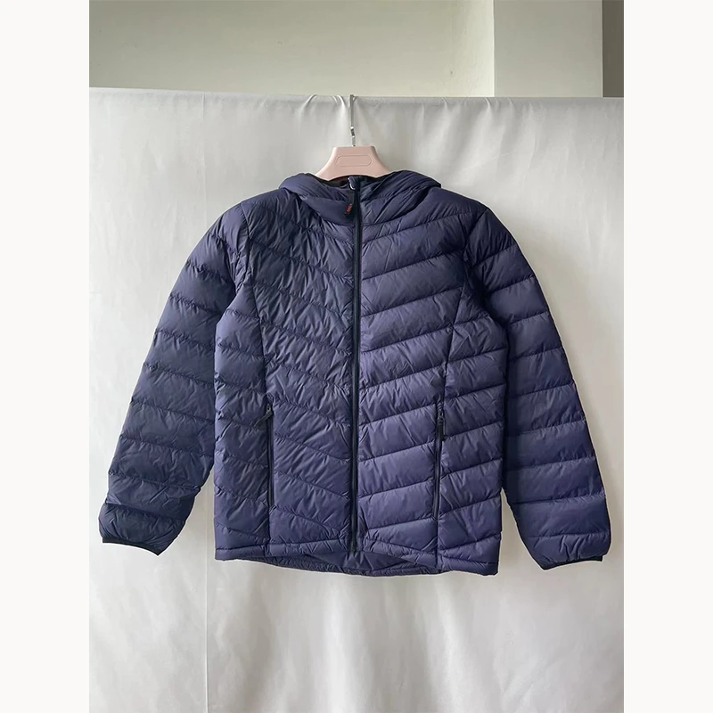 偏大天石 V102 男款加厚面料鹅绒连帽轻量羽绒服