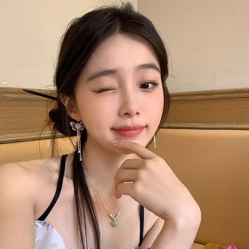 新中式蝴蝶流苏耳环女2024新款爆款耳饰女气质高级感独特耳钉耳钩