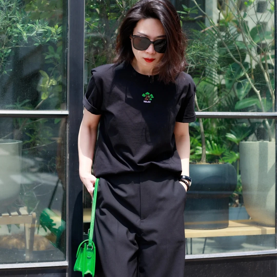 小青松刺绣短袖白搭上衣女款夏季宽松时尚