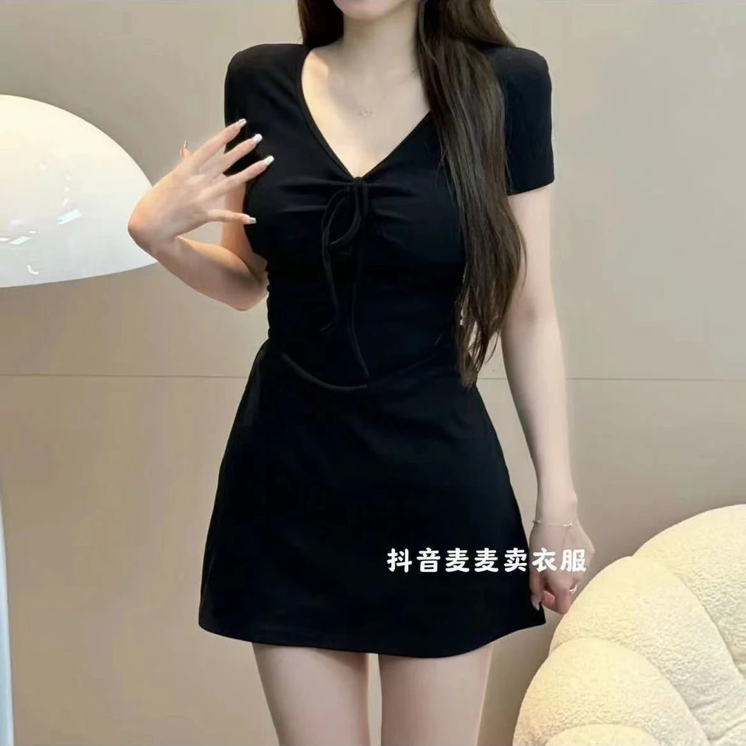 纯欲风V领连衣裙夏季女装蝴蝶结法式修身显瘦气质设计感收腰裙子