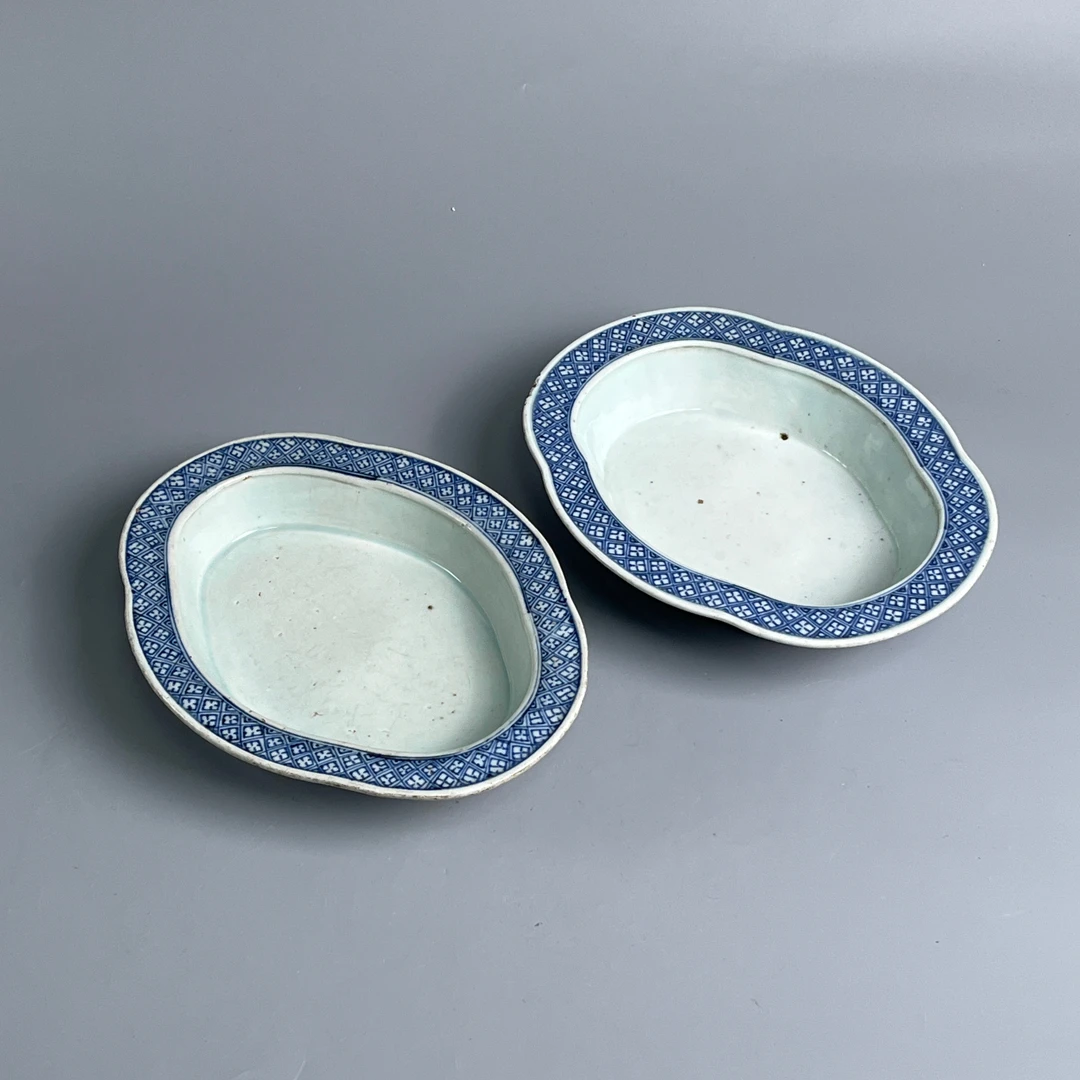 瓷器/古董清中期青花缠枝花卉纹水仙盆一对M2XHF007786/绣花张