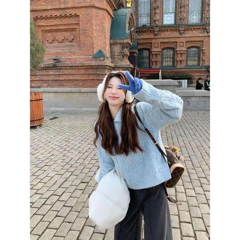 Berry 喜你而欢大庞定制 蓝色娃娃领麻花毛衣女宽松慵懒套头上衣