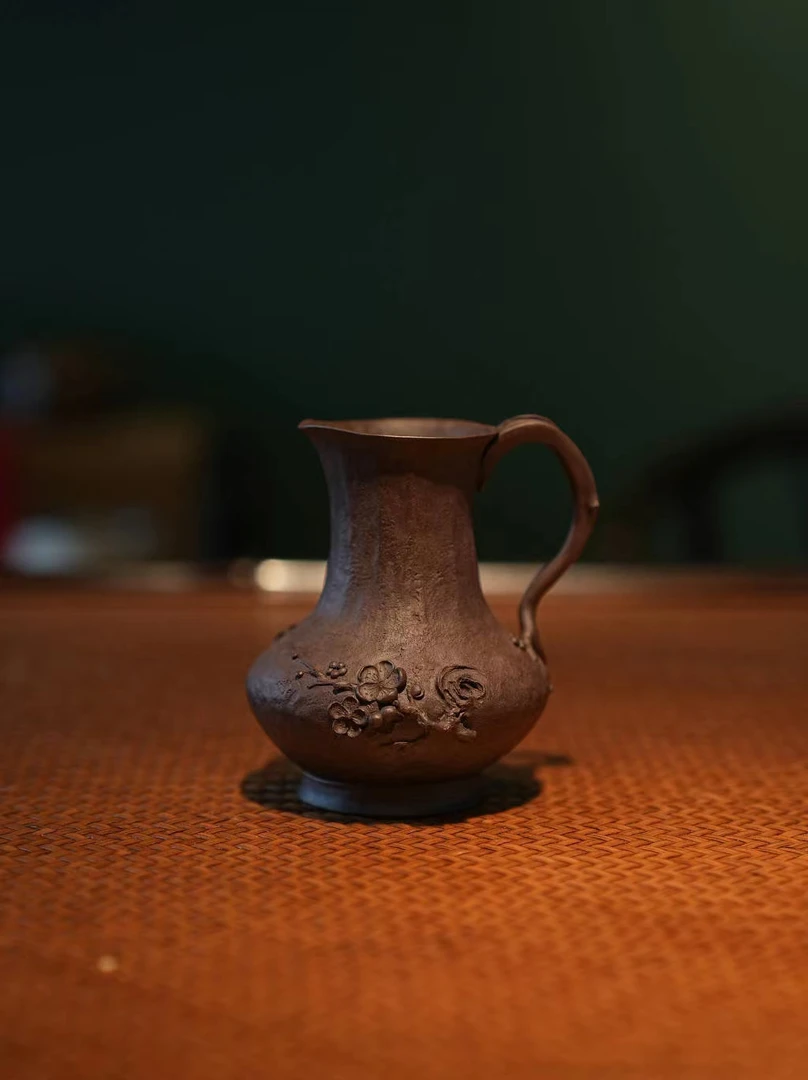 刘爽作品《檀皿》紫泥全手工制作250cc，公杯或花插或陈设器。