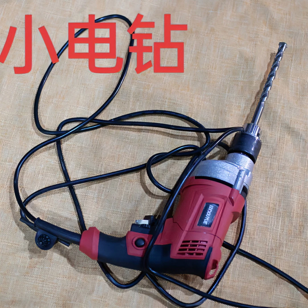 江湖演出道具特技表演之电钻表演