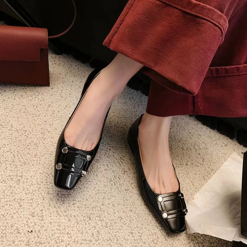 D2236黑色 库2 气质时尚百搭休闲一脚蹬舒适方扣平底瓢鞋